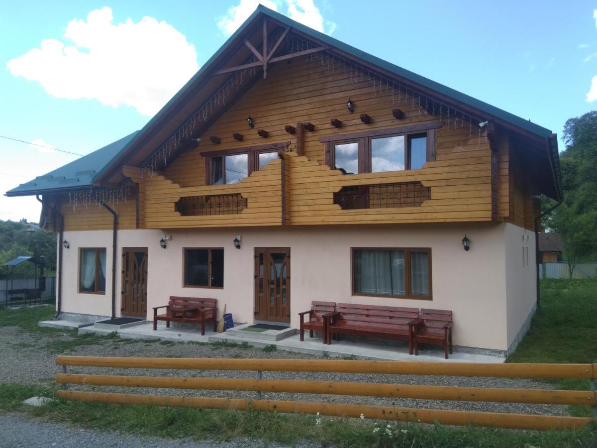 Приватна Садиба "Гереджука" Vorokhta Ngoại thất bức ảnh